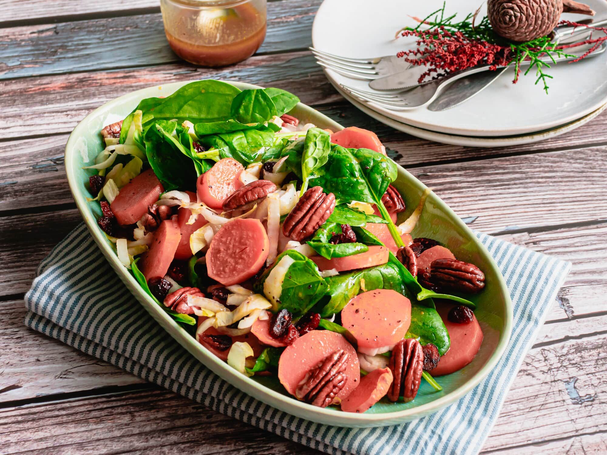 Salade de patate douce rôtie et sauce à l'érable